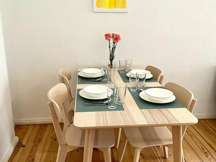 Immagine 4 di Appartamento in affitto  in Elsenstraße a Berlin