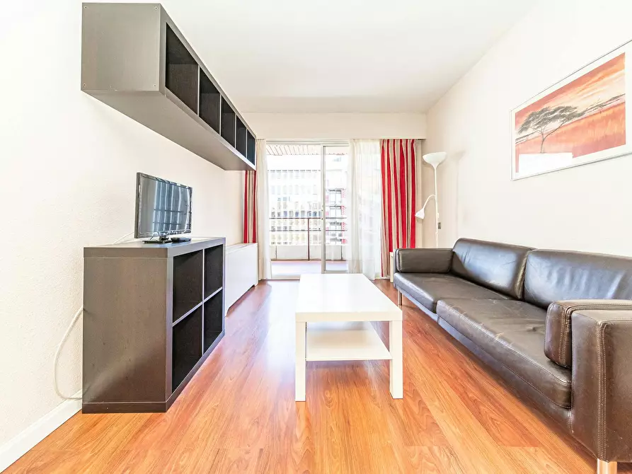 Immagine 3 di Appartamento in affitto  in Calle de Mauricio Legendre a Madrid