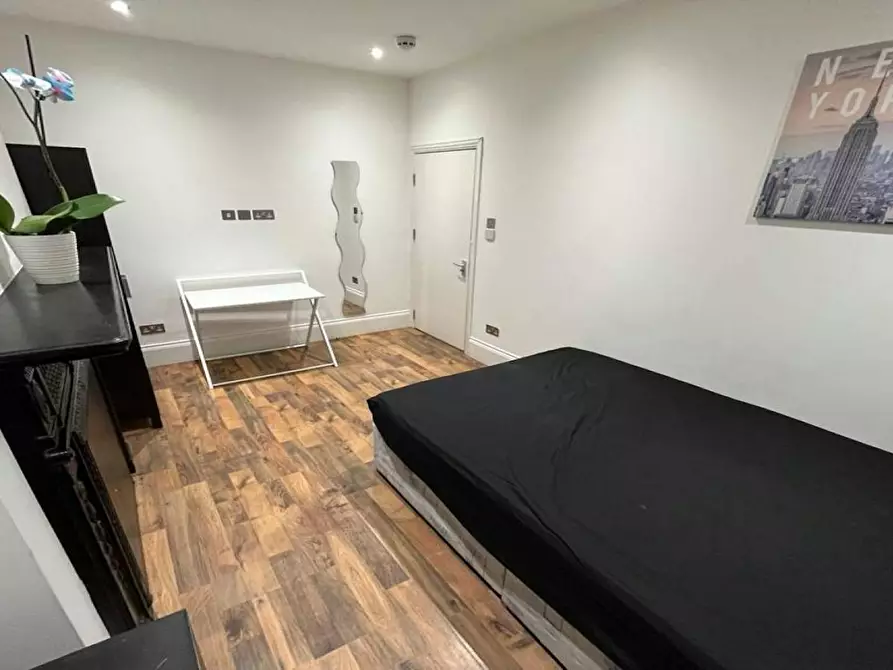 Immagine 4 di Camera in affitto  in Cavendish Parade a Lambeth