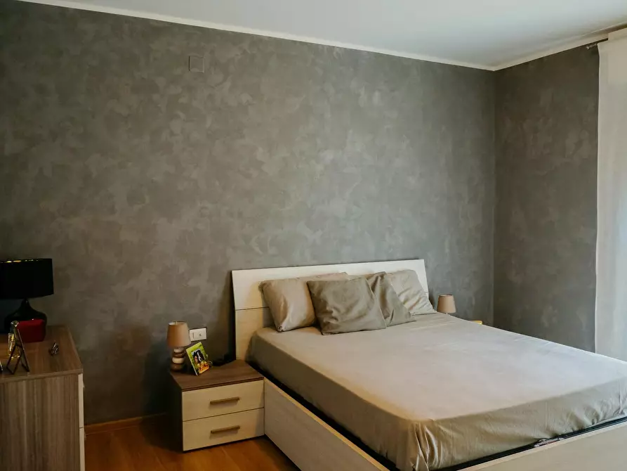 Immagine 5 di Camera in affitto  in Via Enrico De Nicola a Milano