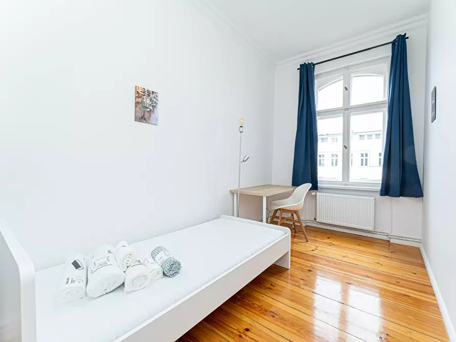 Immagine 8 di Camera in affitto  in Kaiser-Friedrich-Straße a Berlin