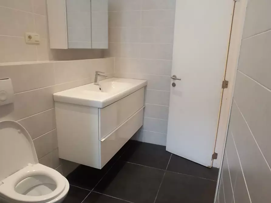 Immagine 7 di Camera in affitto  in Chaussée Saint-Pierre a Etterbeek