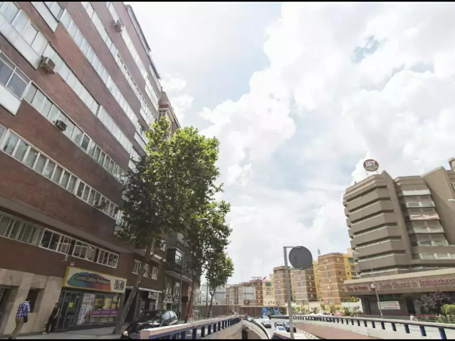 Immagine 10 di Camera in affitto  in Avenida de América a Madrid