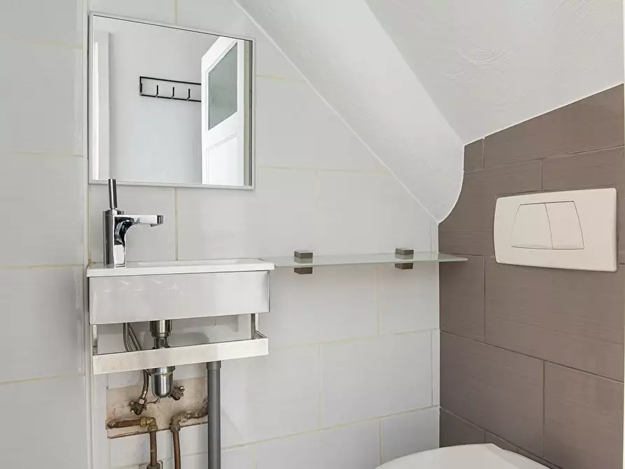 Immagine 9 di Camera in affitto  in Pleinweg a Rotterdam