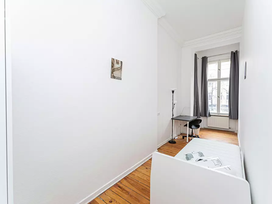 Immagine 9 di Camera in affitto  in Kantstraße a Berlin