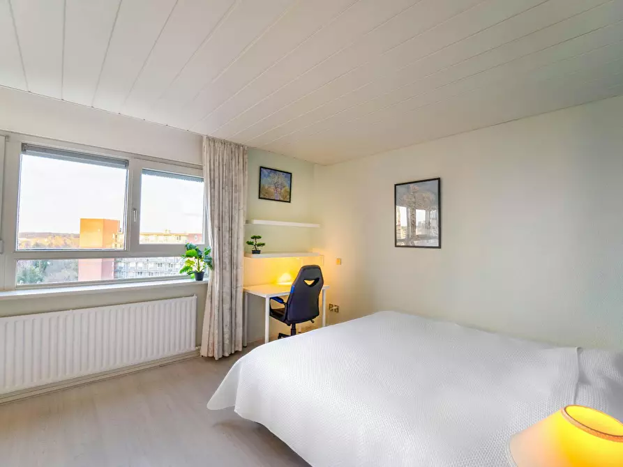 Immagine 1 di Camera in affitto  in Oostmaaslaan a Rotterdam