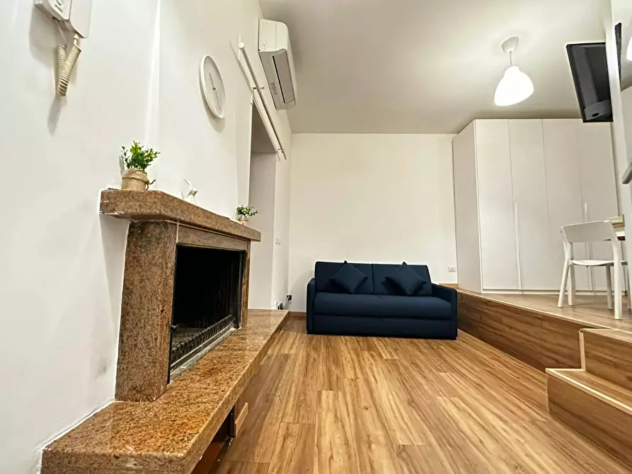 Immagine 10 di Appartamento in affitto  in Via Sartirana a Milano