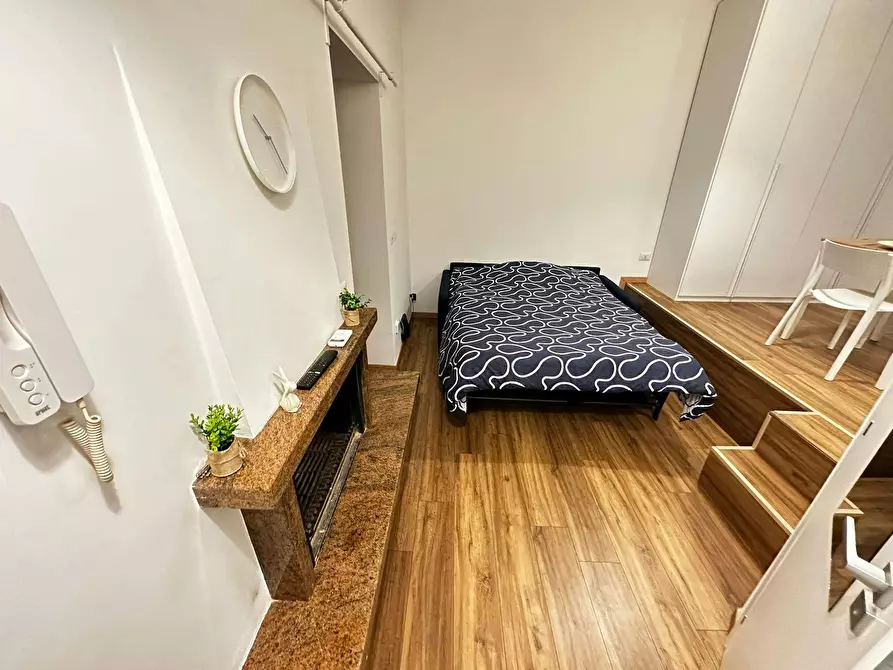 Immagine 5 di Appartamento in affitto  in Via Sartirana a Milano