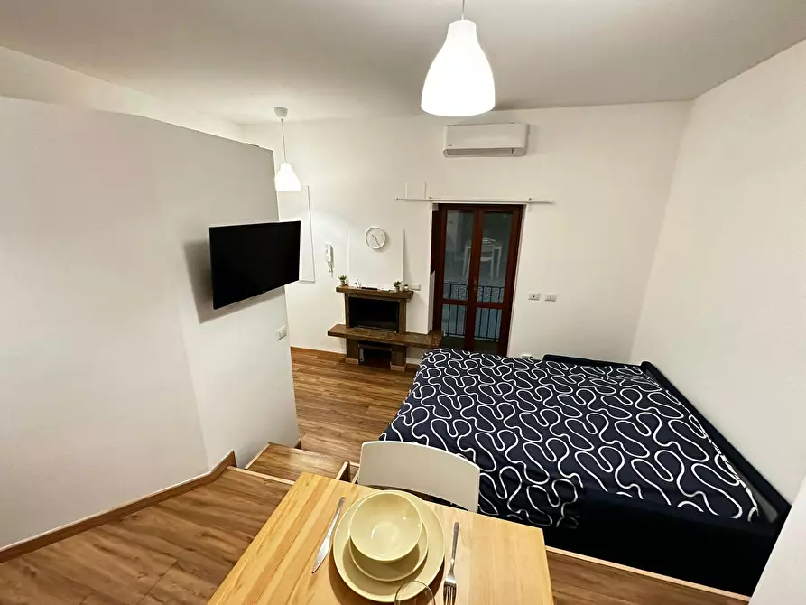 Immagine 1 di Appartamento in affitto  in Via Sartirana a Milano