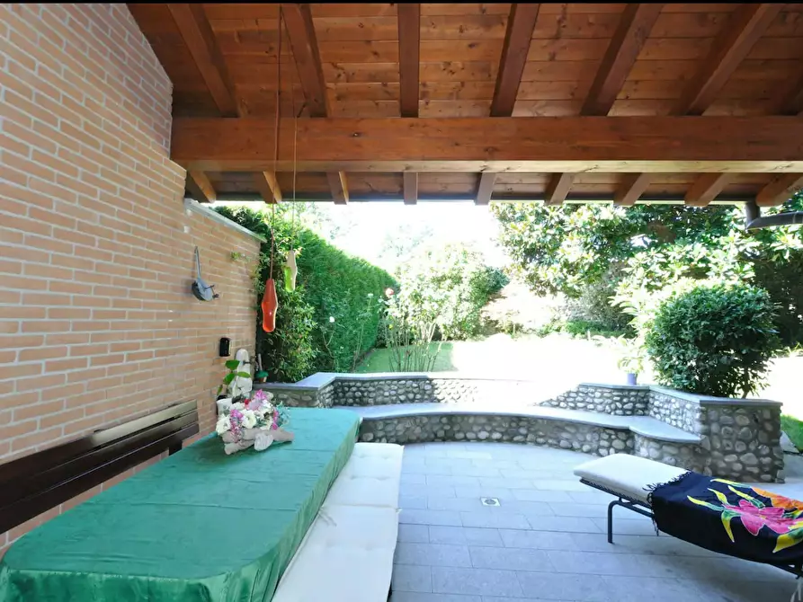 Immagine 5 di Camera in affitto  in Via Cristoforo Colombo a Carate Brianza