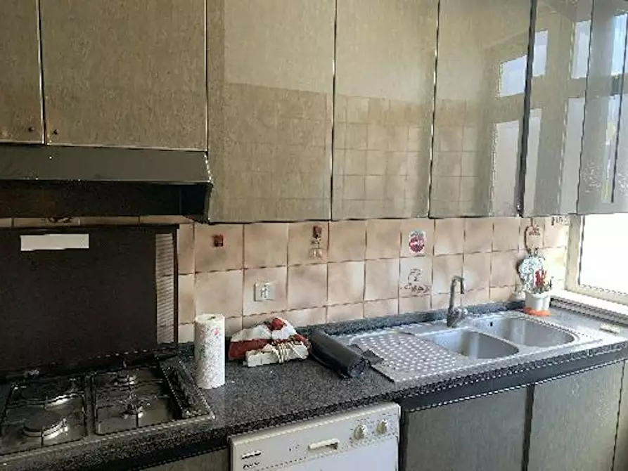 Immagine 9 di Camera in affitto  in Via Appia Nuova a Roma