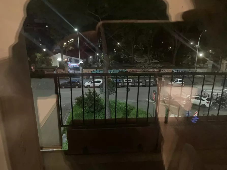 Immagine 6 di Camera in affitto  in Via Appia Nuova a Roma