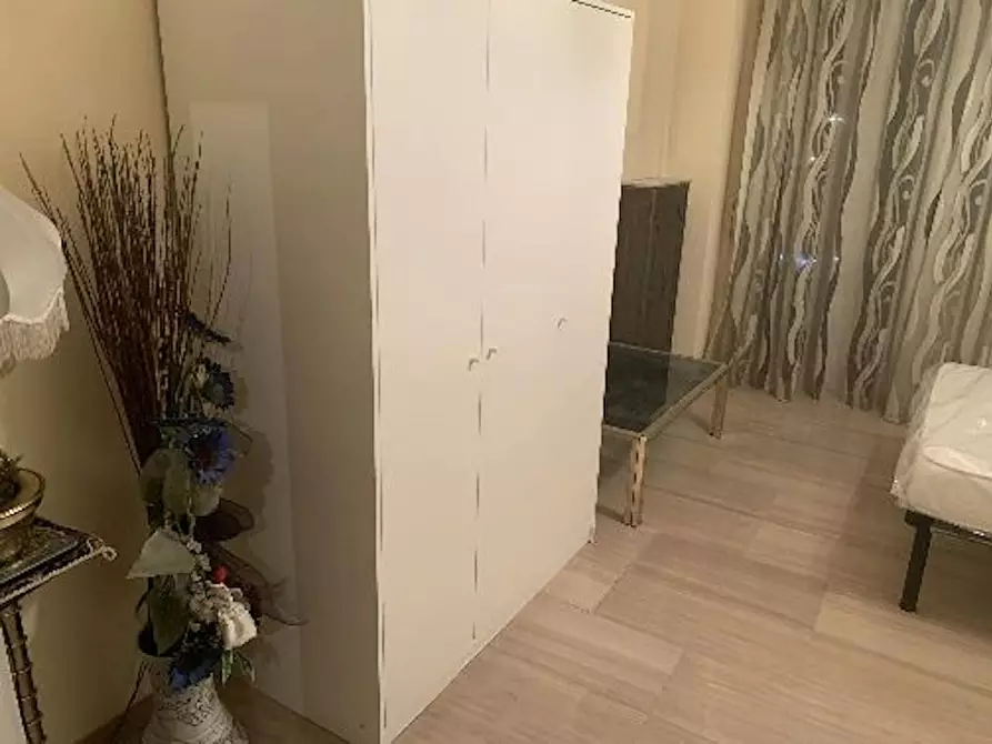 Immagine 4 di Camera in affitto  in Via Appia Nuova a Roma