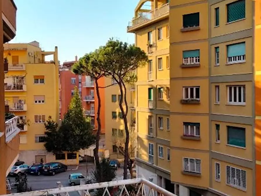 Immagine 3 di Camera in affitto  in Via Ugo Balzani a Roma