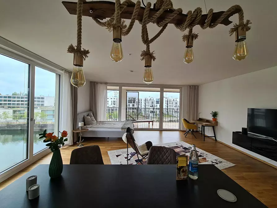 Immagine 6 di Appartamento in affitto  in Hafeninsel a Offenbach