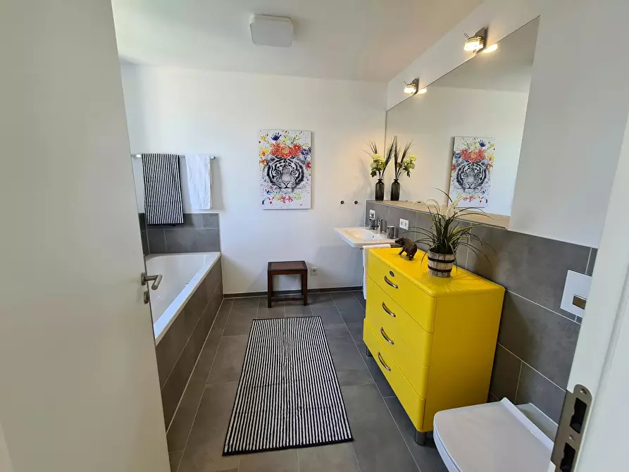 Immagine 9 di Appartamento in affitto  in Hafeninsel a Offenbach