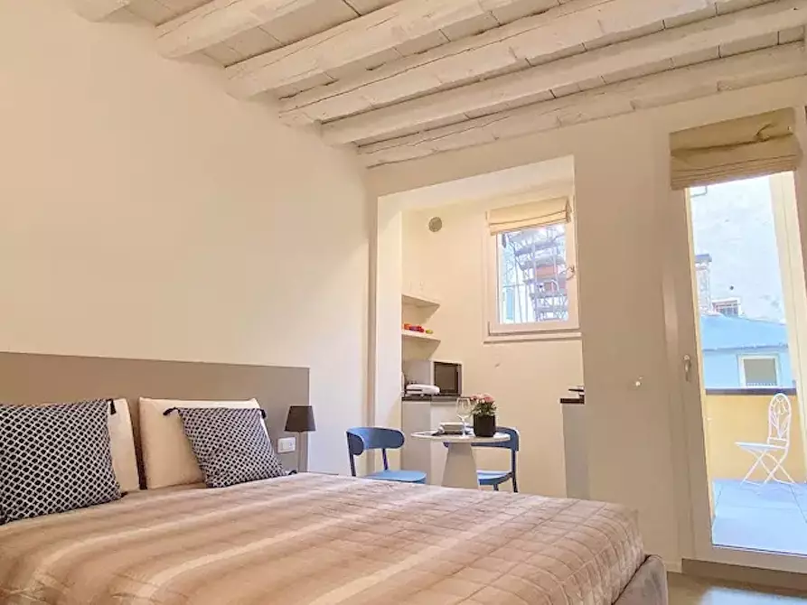 Immagine 2 di Appartamento in affitto  in Via del Santo a Padova