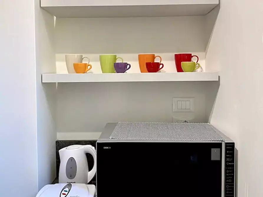 Immagine 5 di Appartamento in affitto  in Via del Santo a Padova