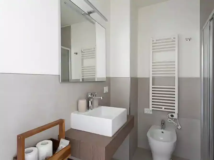 Immagine 7 di Appartamento in affitto  in Via del Santo a Padova