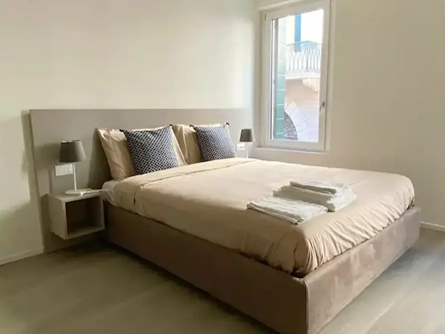 Immagine 3 di Appartamento in affitto  in Via del Santo a Padova