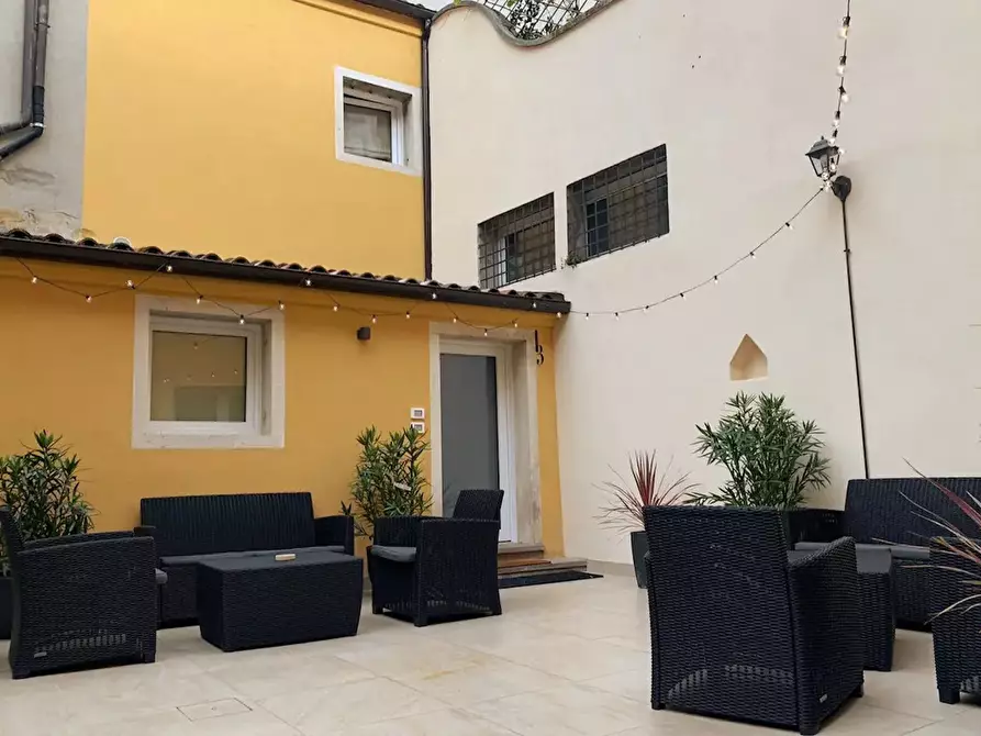 Immagine 7 di Appartamento in affitto  in Via del Santo a Padova