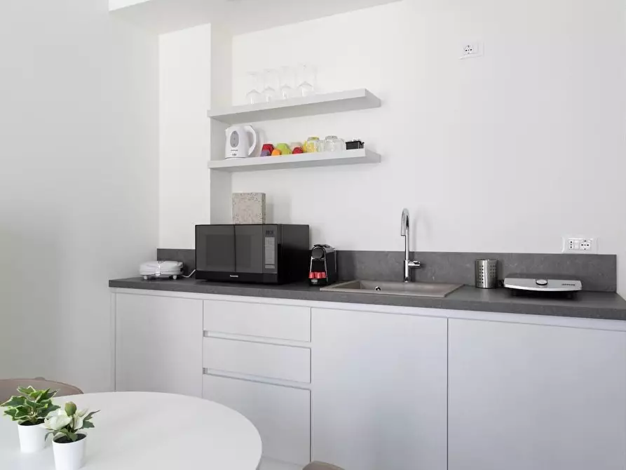 Immagine 3 di Appartamento in affitto  in Via del Santo a Padova