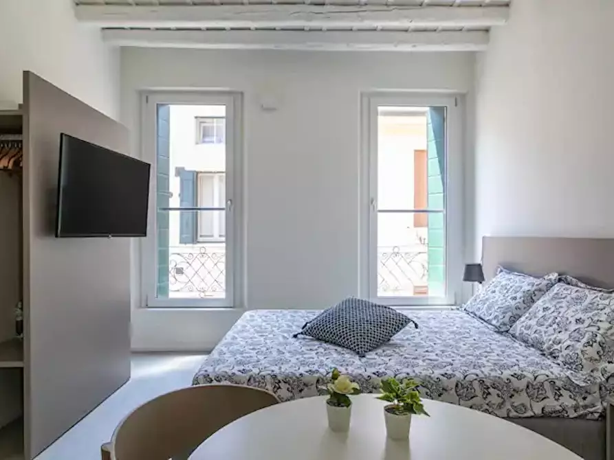 Immagine 7 di Appartamento in affitto  in Via del Santo a Padova