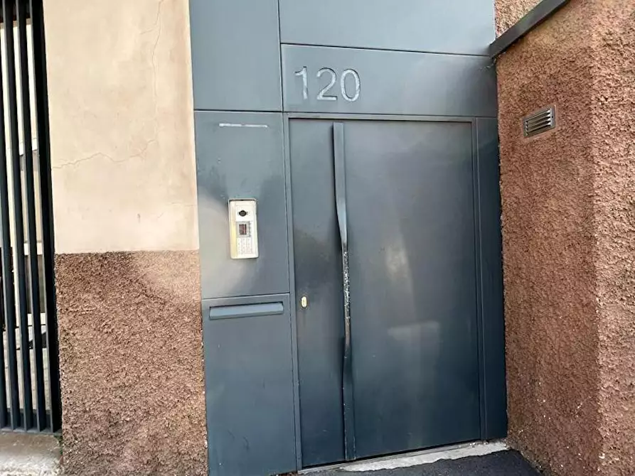 Immagine 9 di Appartamento in affitto  in Viale Umbria a Milano