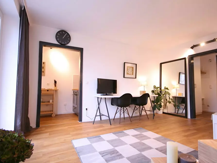 Immagine 5 di Appartamento in affitto  in Gladbacher Straße a Düsseldorf