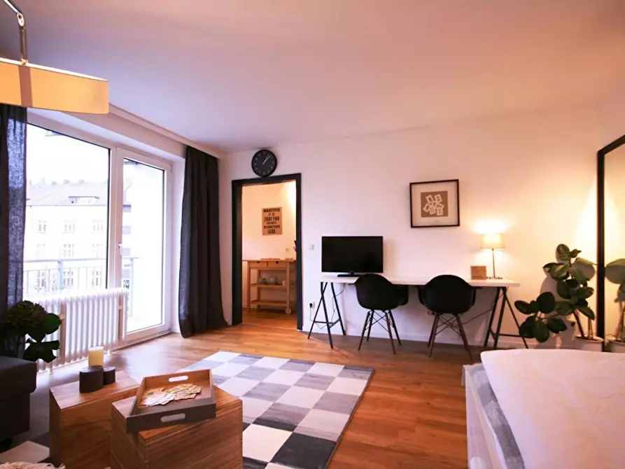 Immagine 1 di Appartamento in affitto  in Gladbacher Straße a Düsseldorf
