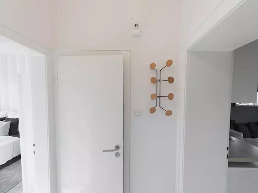 Immagine 7 di Appartamento in affitto  in Gladbacher Straße a Düsseldorf