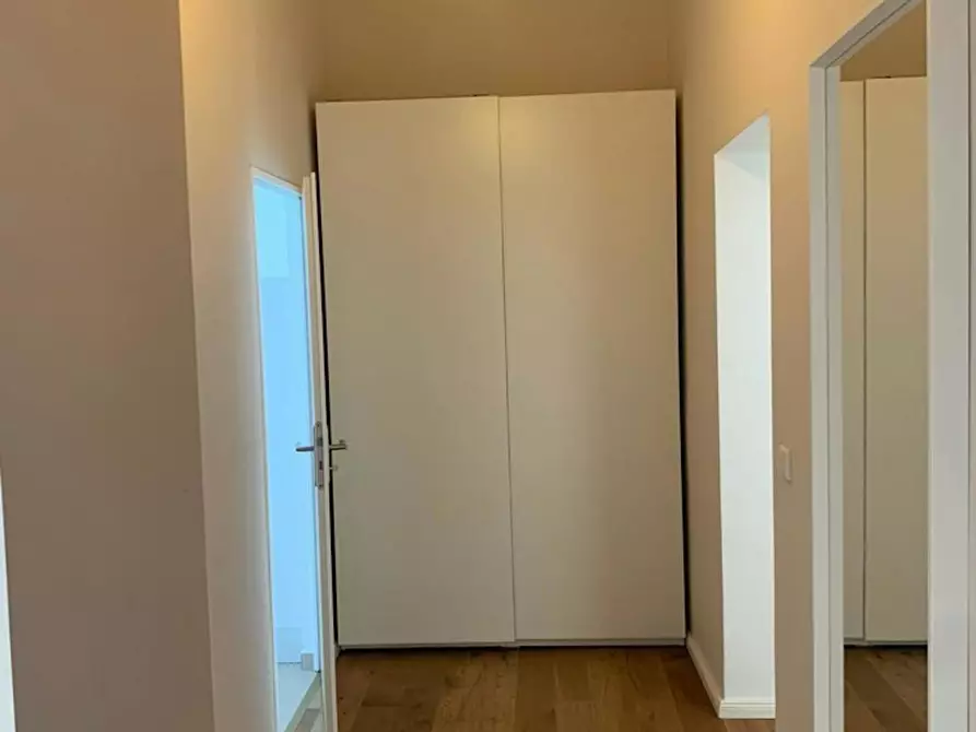 Immagine 7 di Appartamento in affitto  in Hoffeldstraße a Düsseldorf
