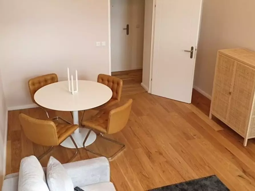 Immagine 6 di Appartamento in affitto  in Hoffeldstraße a Düsseldorf