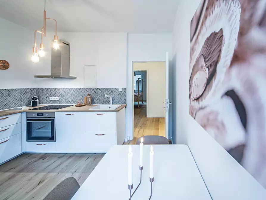 Immagine 2 di Appartamento in affitto  in Kirchfeldstraße a Düsseldorf
