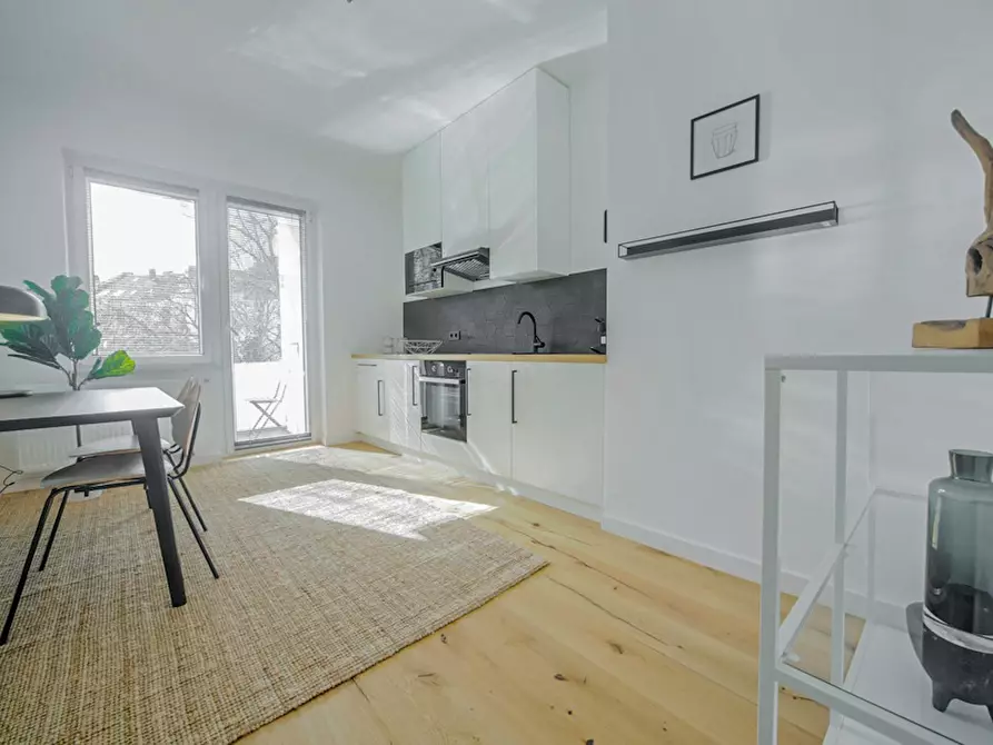 Immagine 7 di Appartamento in affitto  in Sonnenstraße a Düsseldorf