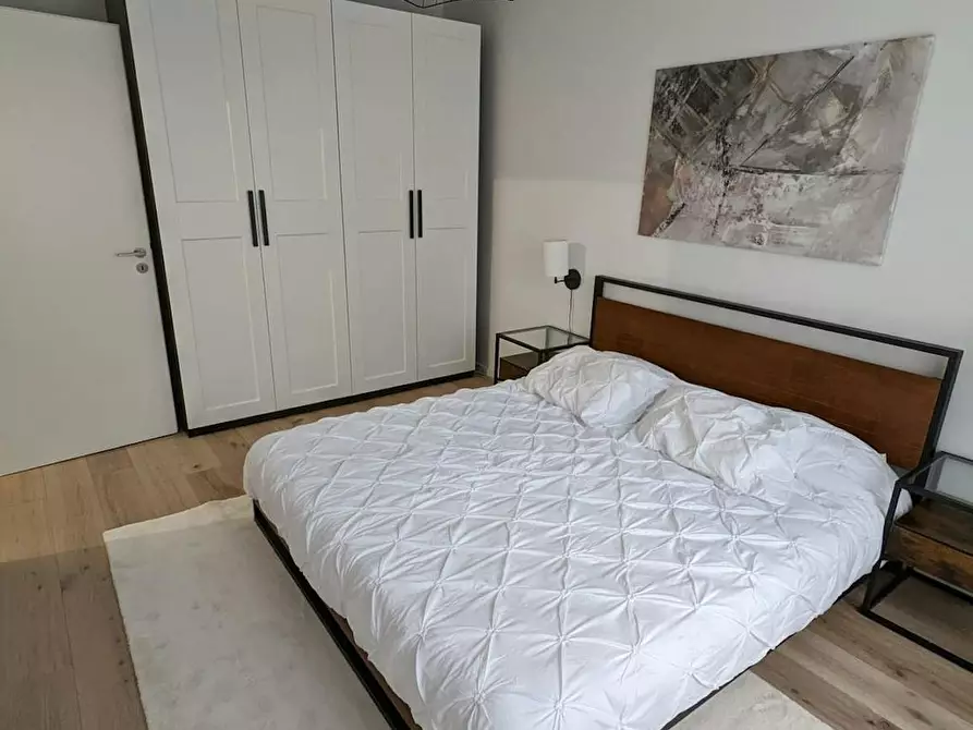 Immagine 10 di Appartamento in affitto  in Kurfürstenstraße a Berlin