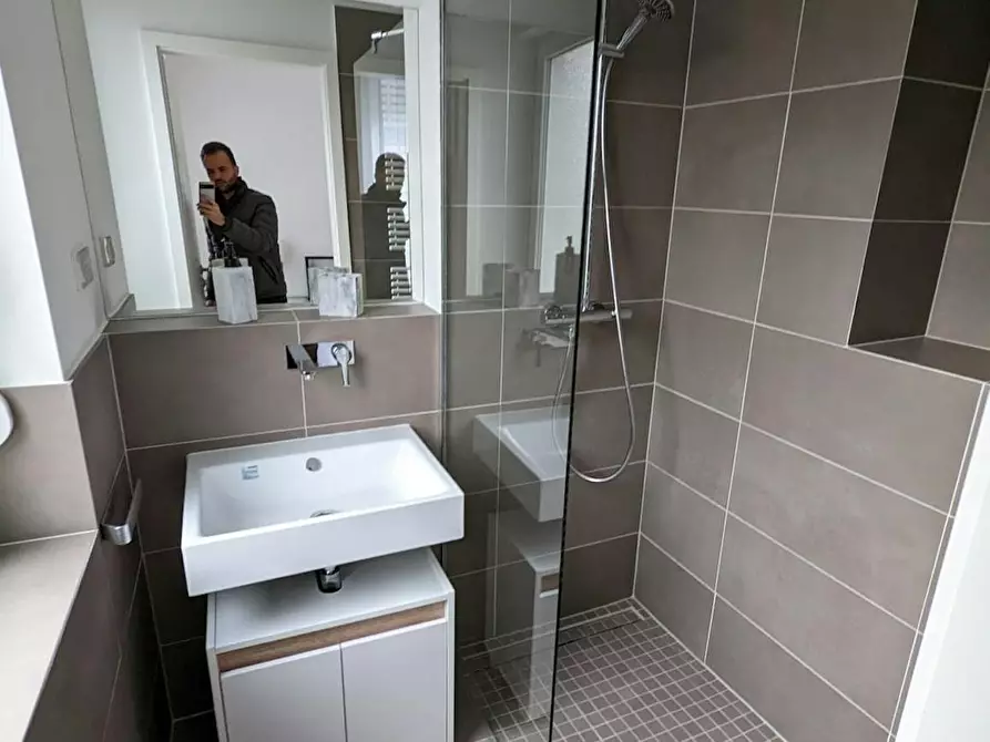 Immagine 6 di Appartamento in affitto  in Kurfürstenstraße a Berlin