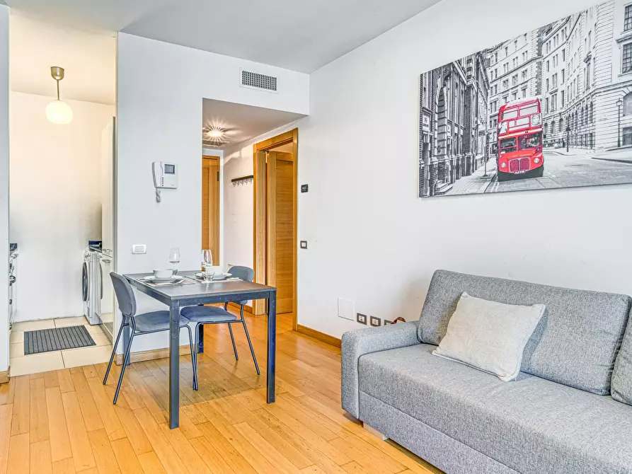 Immagine 5 di Appartamento in affitto  in Via Imperia a Milano