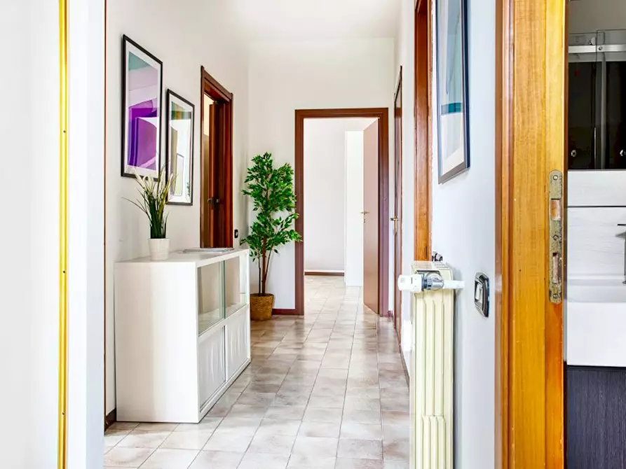 Immagine 7 di Camera in affitto  in Via Ronchi a Milano