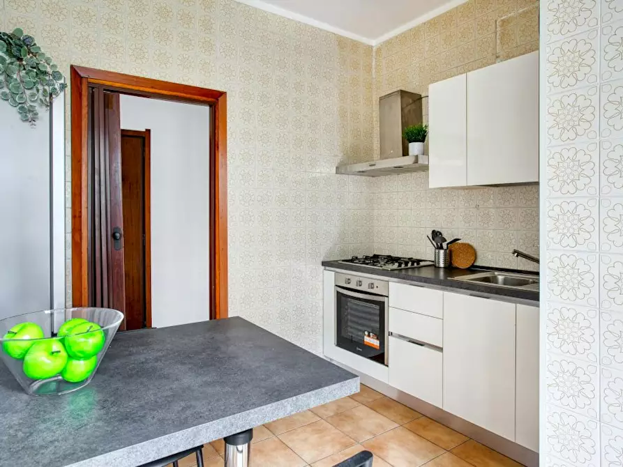 Immagine 2 di Camera in affitto  in Via Ronchi a Milano