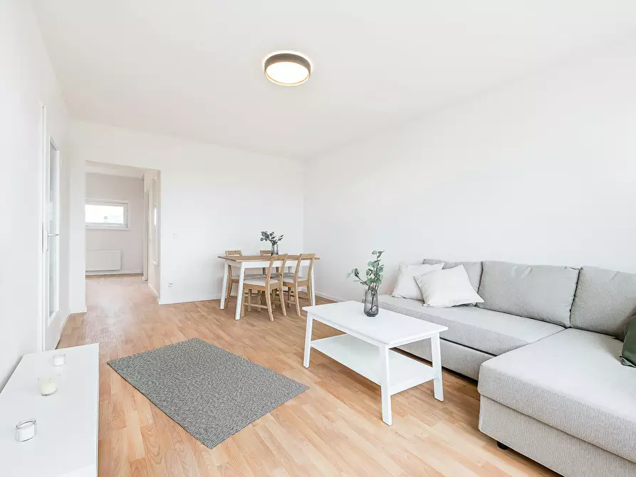 Immagine 6 di Appartamento in affitto  in Mehringplatz a Berlin Kreuzberg