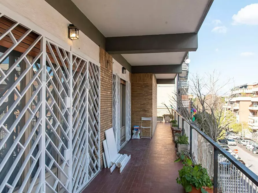 Immagine 5 di Camera in affitto  in Viale di Vigna Pia a Roma