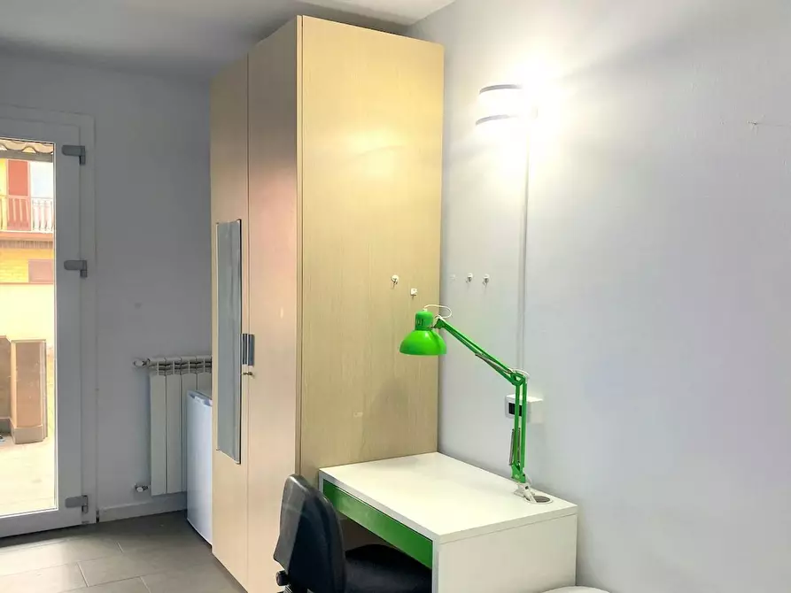 Immagine 4 di Camera in affitto  in Via di Carcaricola a Roma