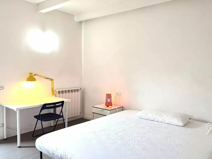 Immagine 5 di Camera in affitto  in Via di Carcaricola a Roma