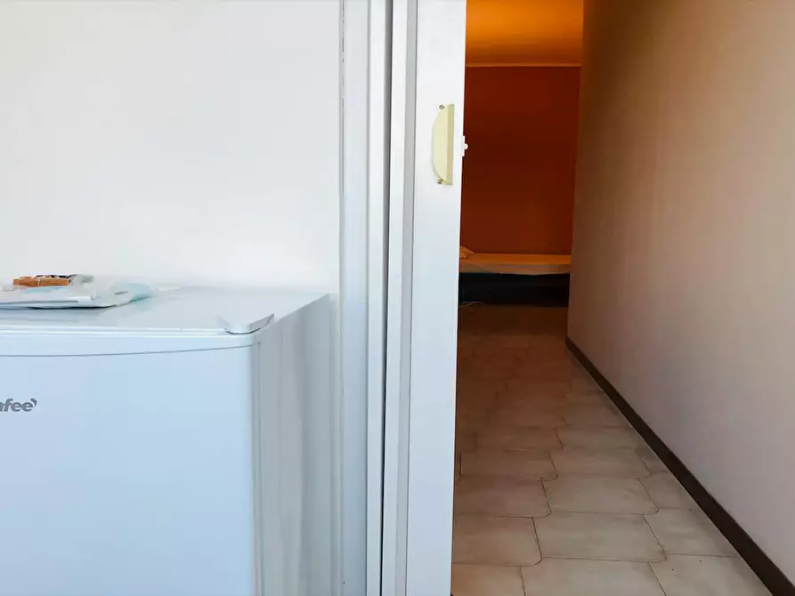 Immagine 5 di Camera in affitto  in Via Gregorio Ricci Curbastro a Roma