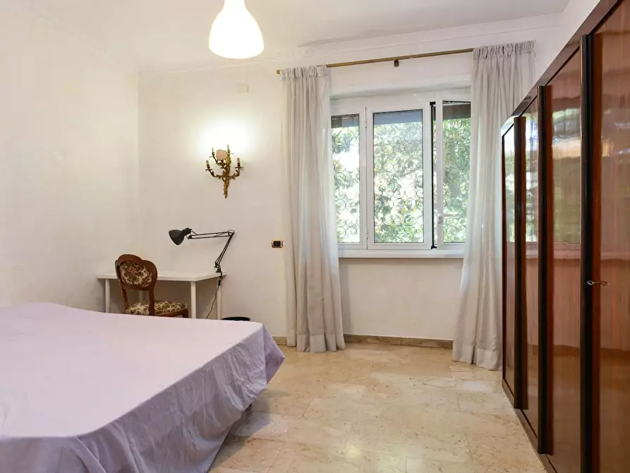 Immagine 2 di Camera in affitto  in Via Dodecaneso a Roma