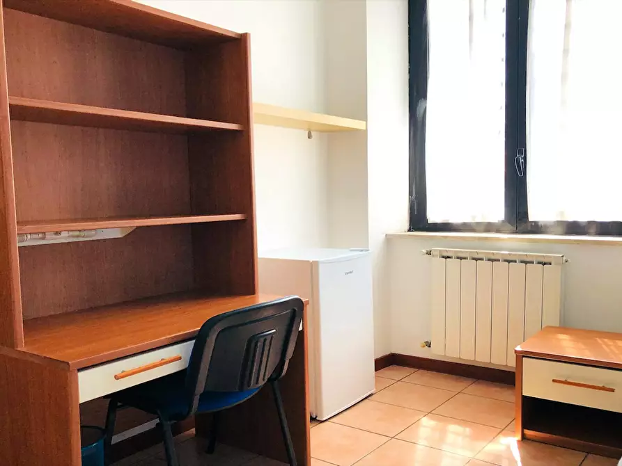 Immagine 5 di Camera in affitto  in Via Alessandro Brisse a Roma