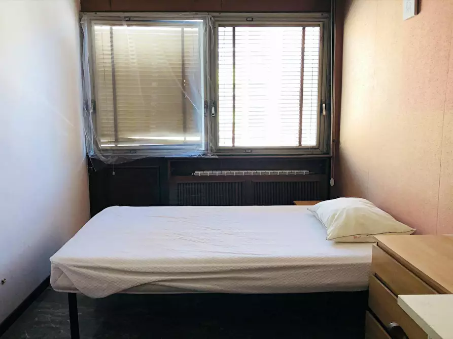 Immagine 2 di Camera in affitto  in Via Francesco Orestano a Roma