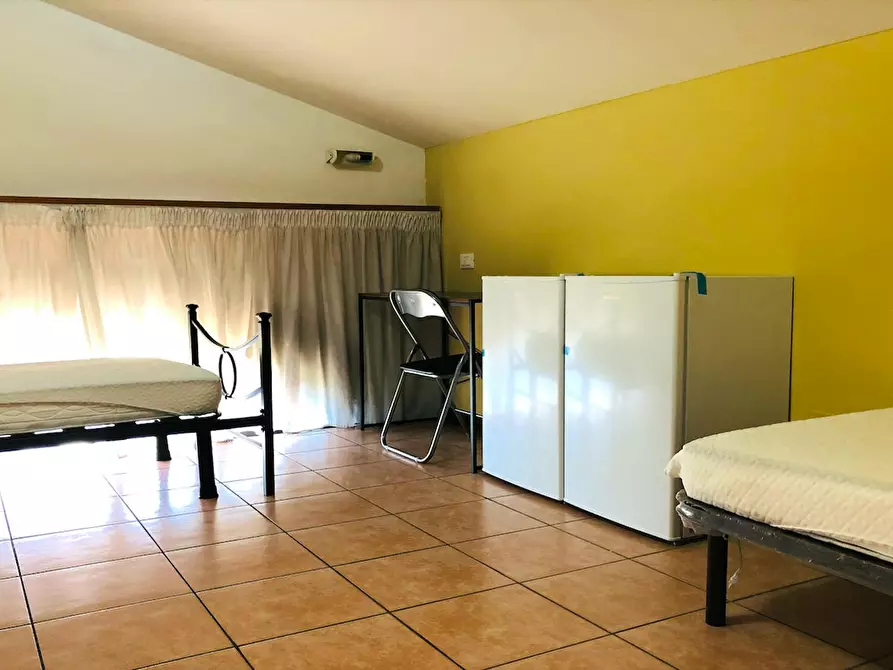 Immagine 4 di Camera condivisa in affitto  in Via Alessandro Brisse a Roma