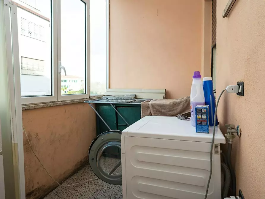 Immagine 7 di Camera in affitto  in Via Bisentina a Roma